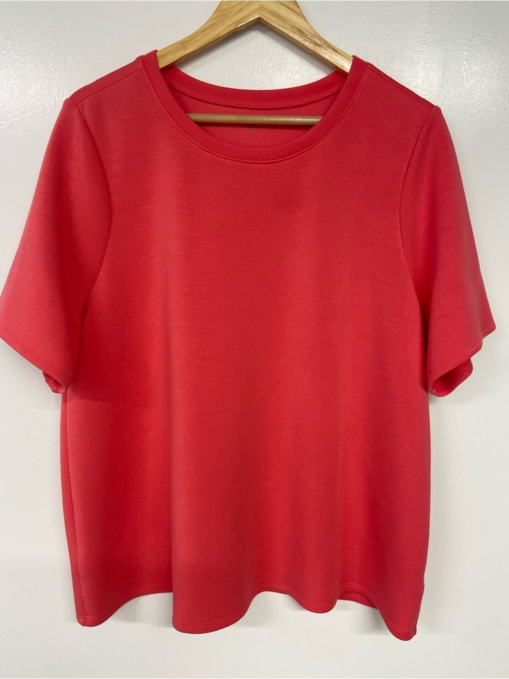 Lane Bryant Women's Orange Red Short Sleeve Crewneck Top Size 14/16